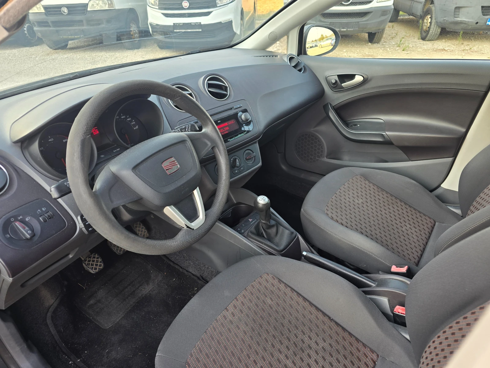 Seat Ibiza 1.6TDI  90�� ! ! ������ ��������� | Mobile.bg � ����������� 12
