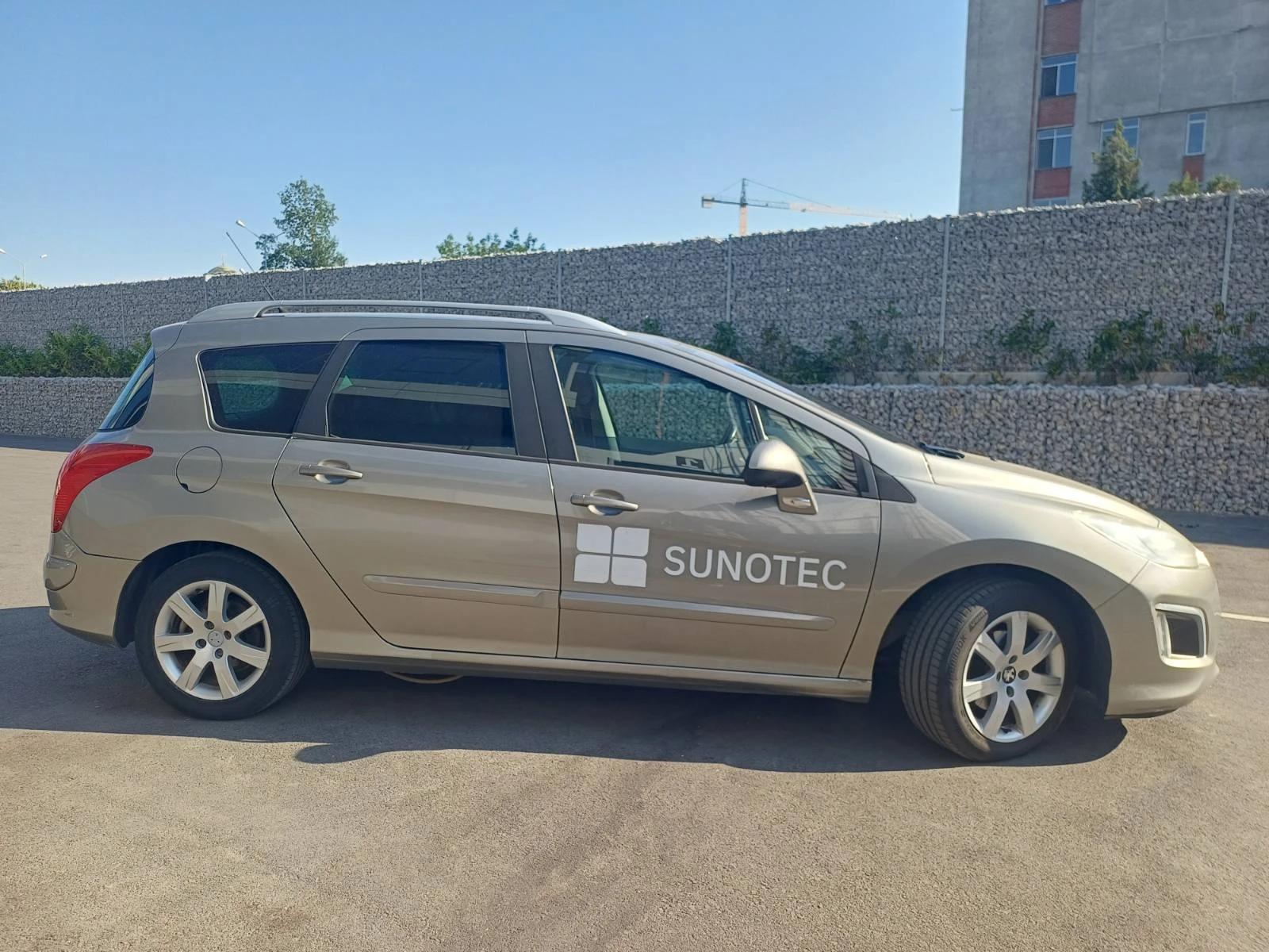 Peugeot 308 1.6 HDI, снимка 8 - Автомобили и джипове - 56126780