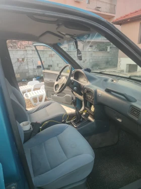 Kia Sportage 2.0, снимка 14