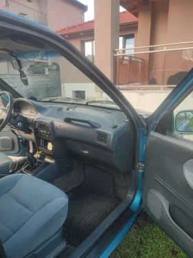 Kia Sportage 2.0, снимка 15