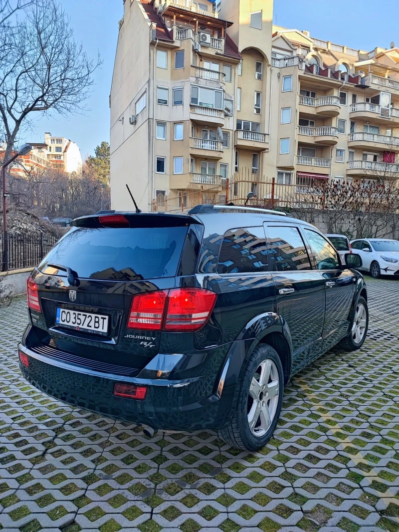 Dodge Journey, снимка 4 - Автомобили и джипове - 47056530