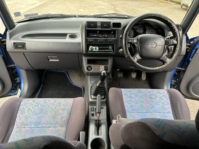 Toyota Rav4, снимка 14 - Автомобили и джипове - 48935073