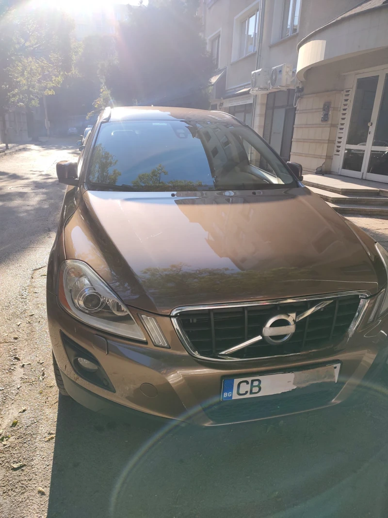 Volvo XC60 2.5 AWD, снимка 1 - Автомобили и джипове - 49035680