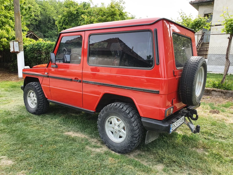 Mercedes-Benz G 300, снимка 3 - Автомобили и джипове - 52635789