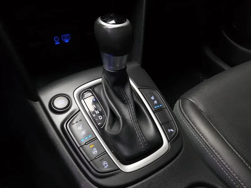 Hyundai Kona Diesel 1.6 2Wd Modern Pop, снимка 9 - Автомобили и джипове - 56118170