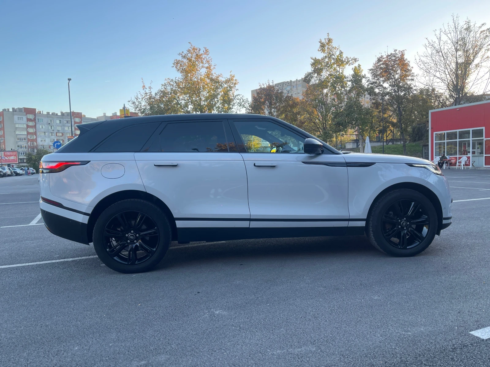 Land Rover Range Rover Velar 2021 - изображение 6