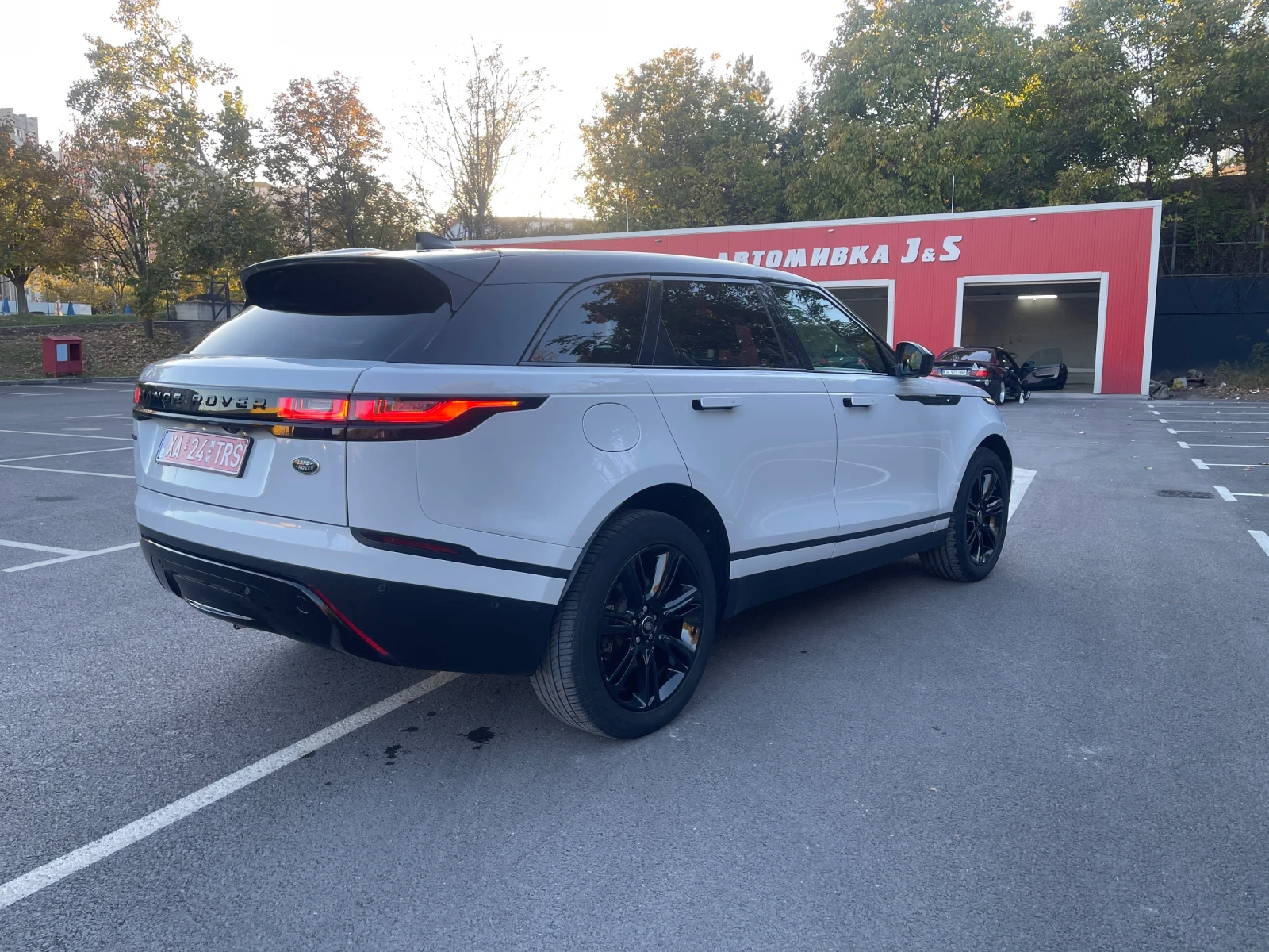 Land Rover Range Rover Velar 2021 - изображение 5