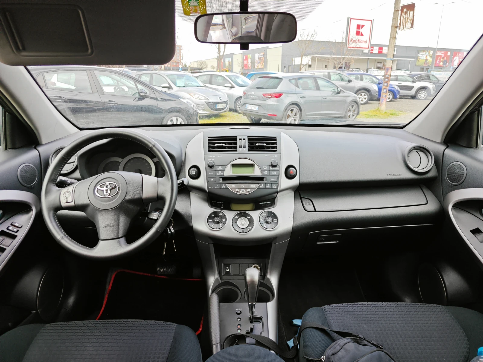 Toyota Rav4 2.0-Автомат - изображение 10