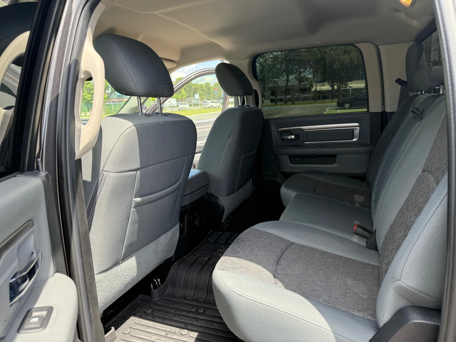 Dodge RAM 1500 LoneStar  - изображение 7