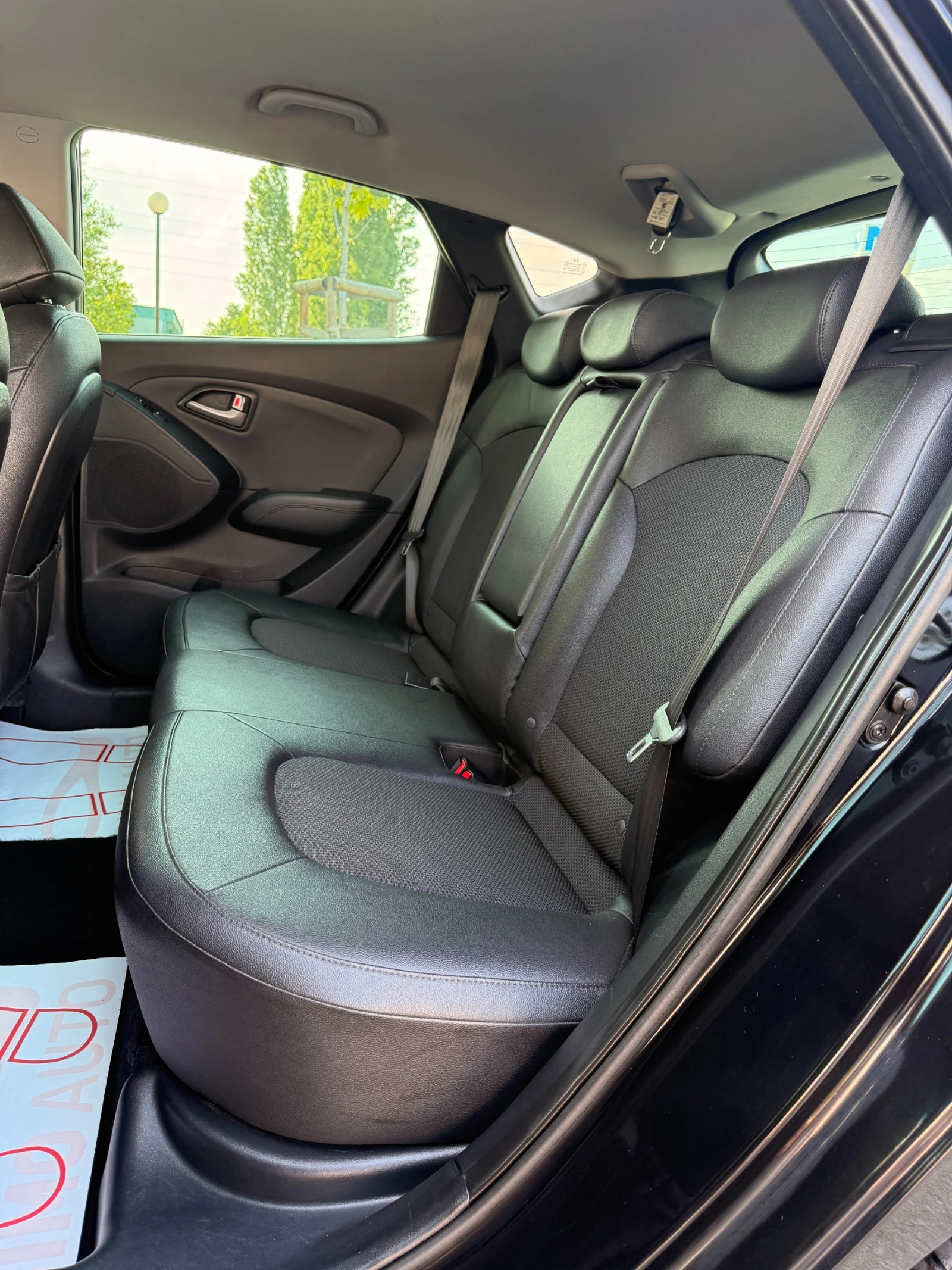 Hyundai IX35 1.7 CRDI* FACELIFT* КОЖА* ПОДГРЕВ*  - изображение 8