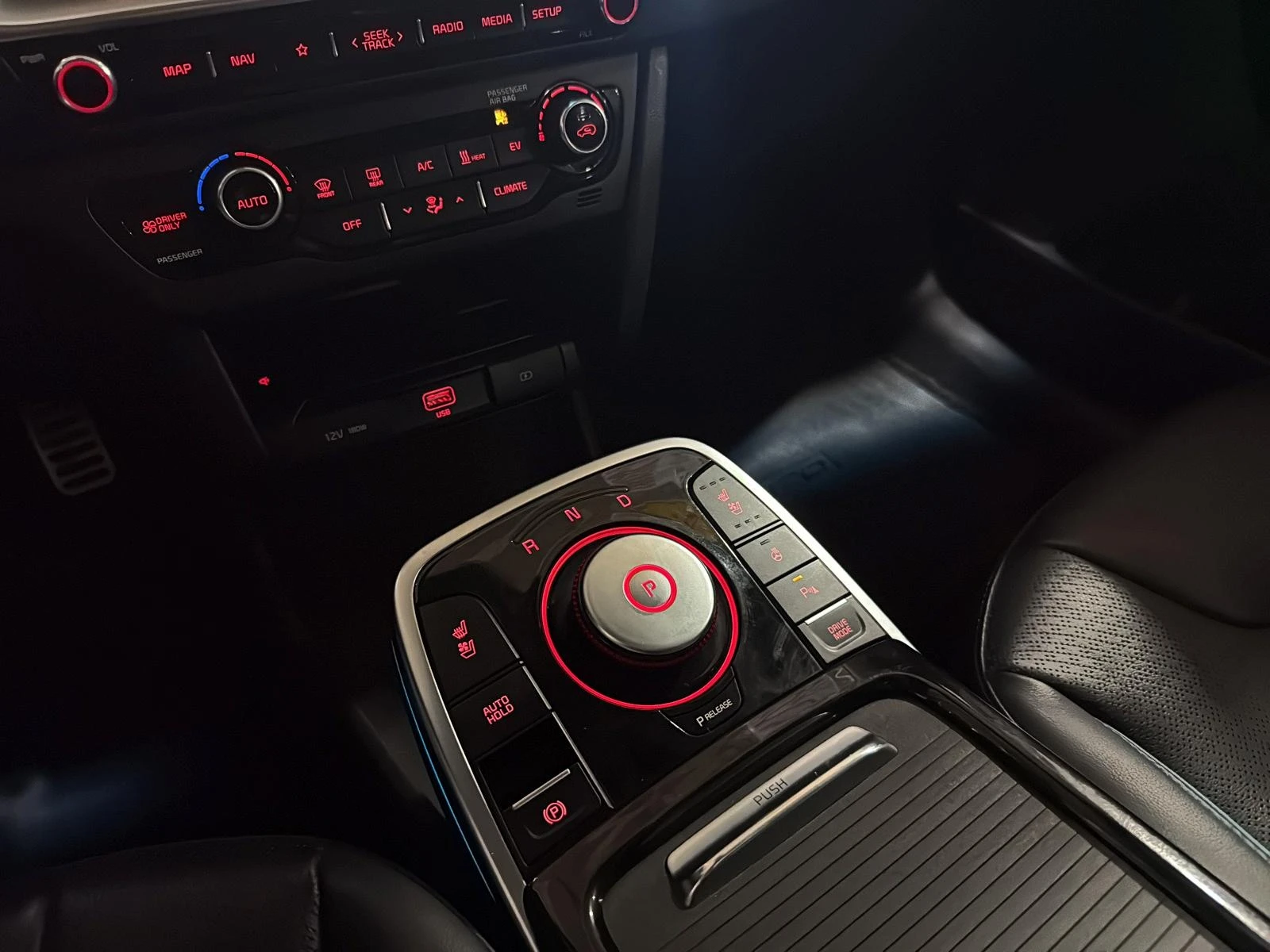 Kia Niro * * * *  | Mobile.bg   9