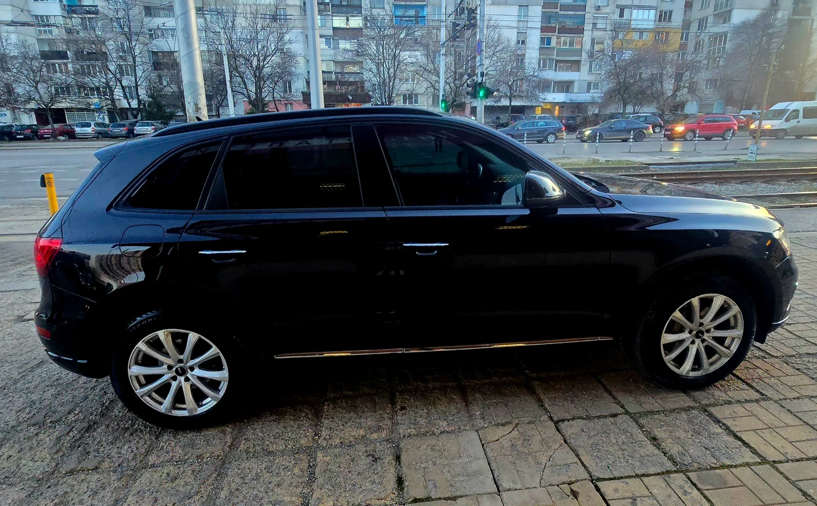 Audi Q5, снимка 5 - Автомобили и джипове - 53802174