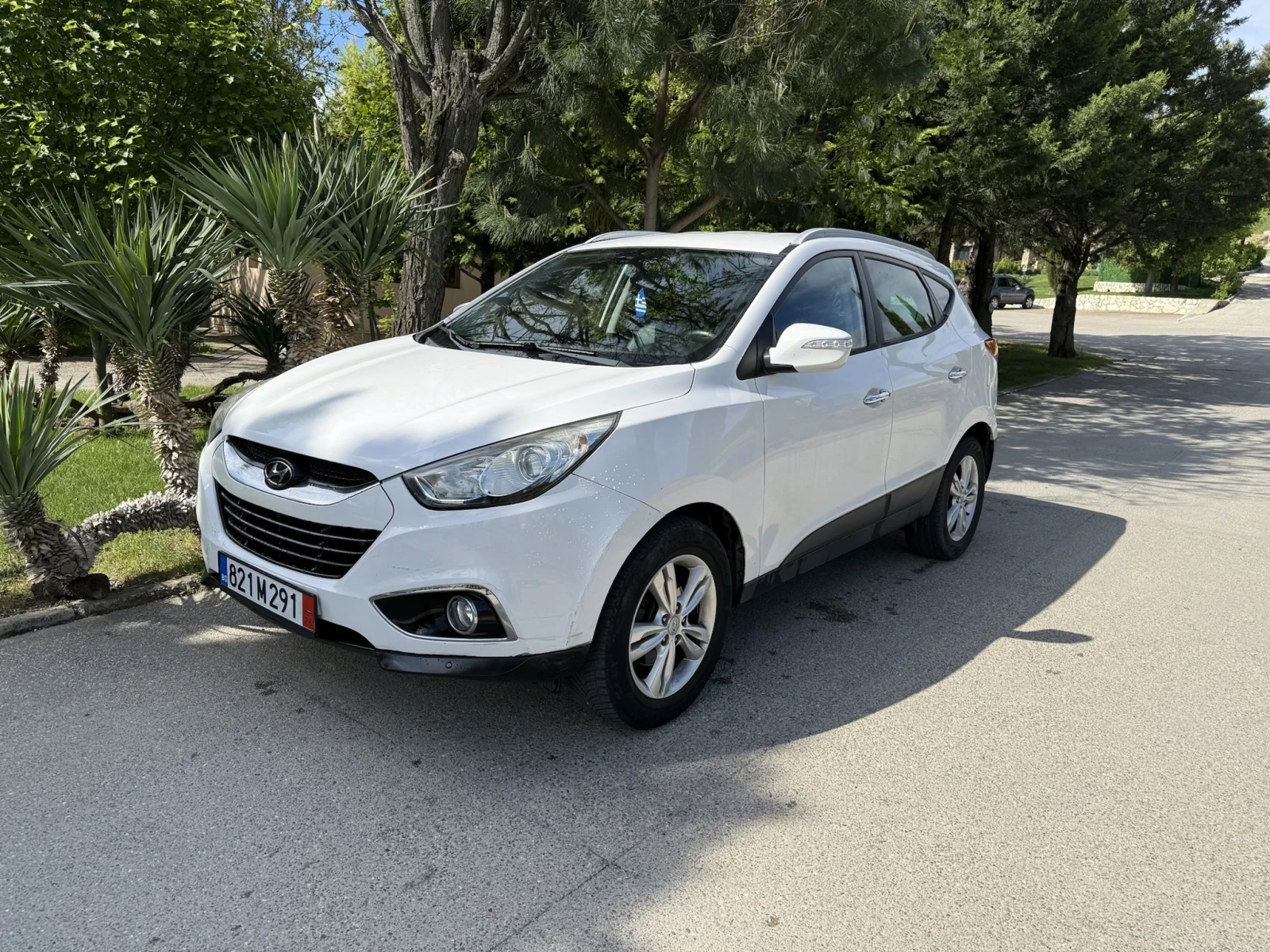 Hyundai Tucson ix35 , снимка 12 - Автомобили и джипове - 54382224