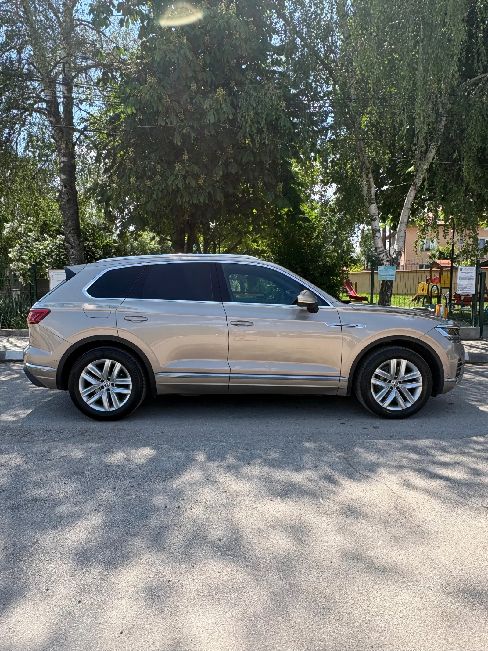 VW Touareg 3.0 V6 TDI 286к.с LED MATRIX, снимка 5 - Автомобили и джипове - 54794358