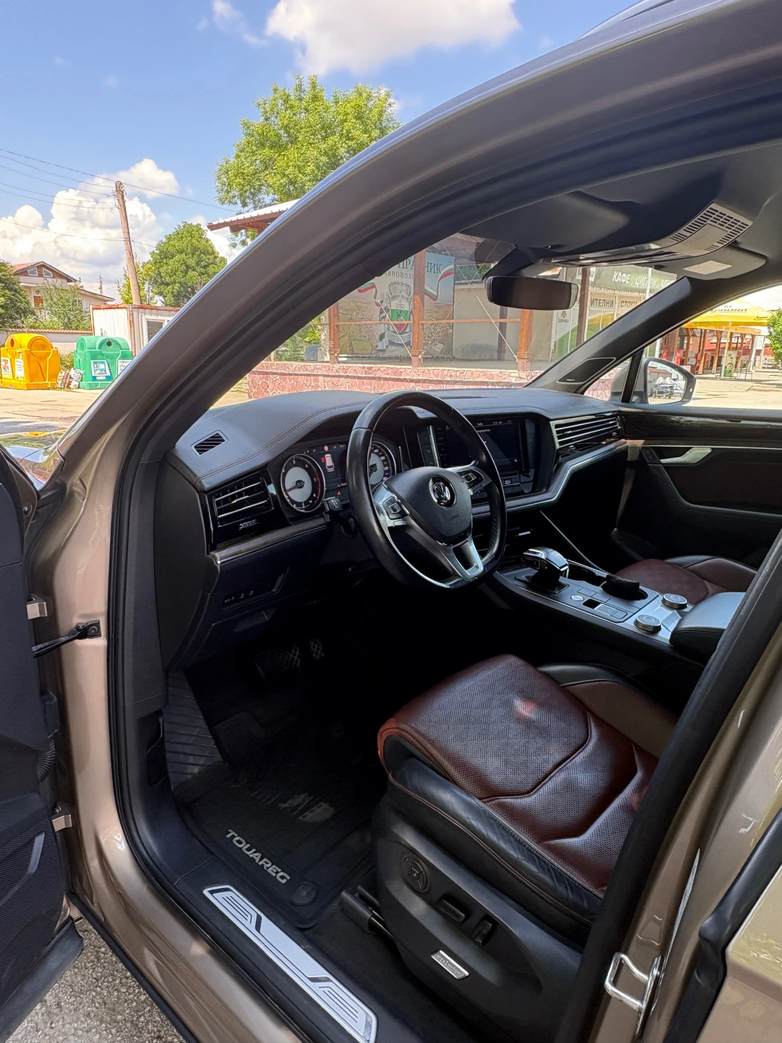 VW Touareg 3.0 V6 TDI 286к.с LED MATRIX, снимка 10 - Автомобили и джипове - 54794358