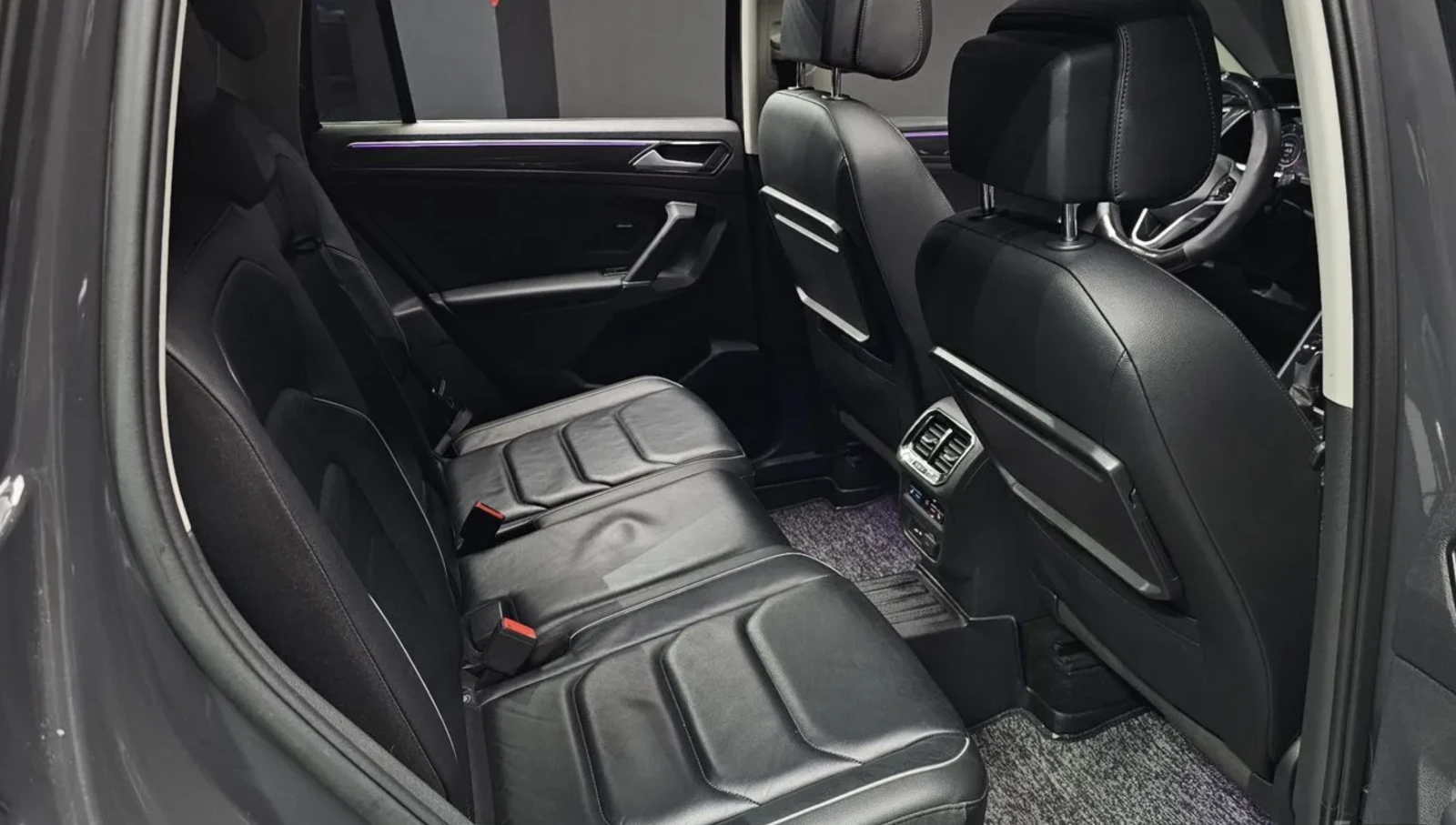 VW Tiguan 2.0 TDI 4MOTION / PRESTIGE / 360 КАМЕРИ / ПАНОРАМА, снимка 11 - Автомобили и джипове - 54854208