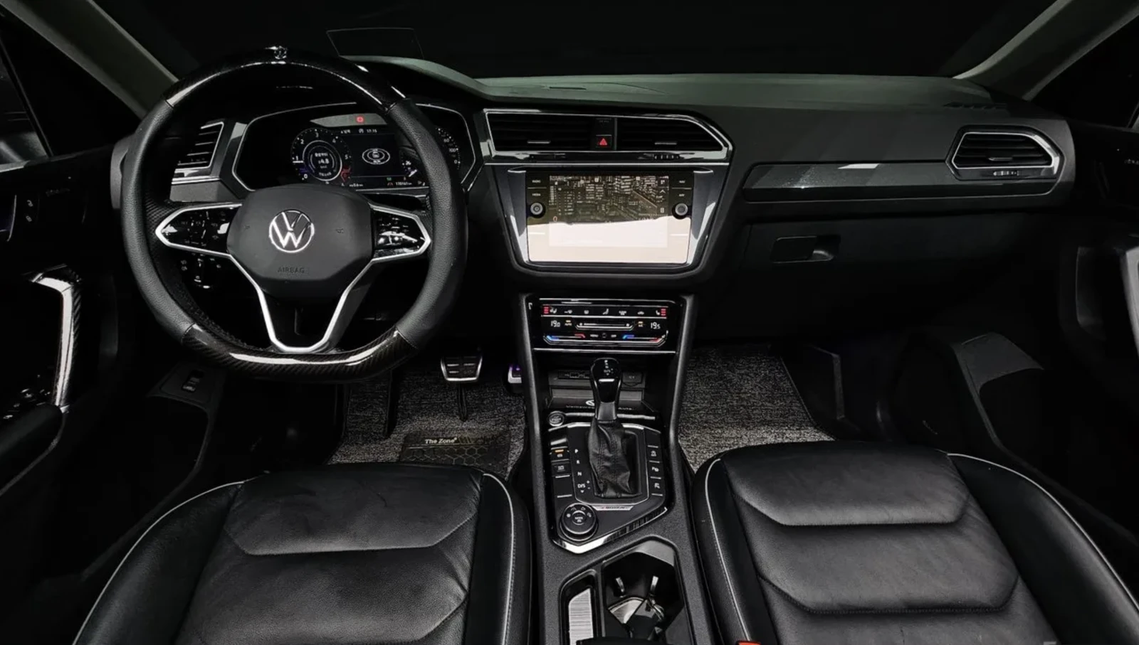 VW Tiguan 2.0 TDI 4MOTION / PRESTIGE / 360 КАМЕРИ / ПАНОРАМА, снимка 6 - Автомобили и джипове - 54854208