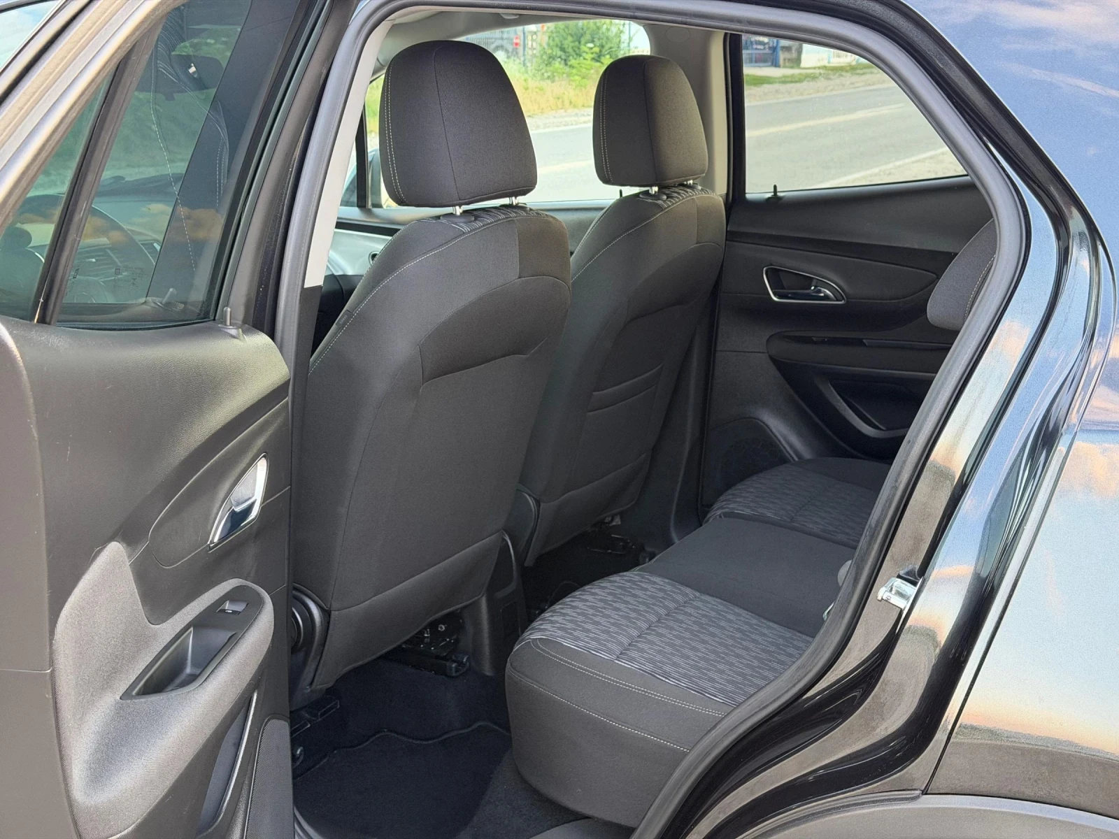 Opel Mokka 1.4T 140.K.S   ������..  | Mobile.bg � ����������� 10