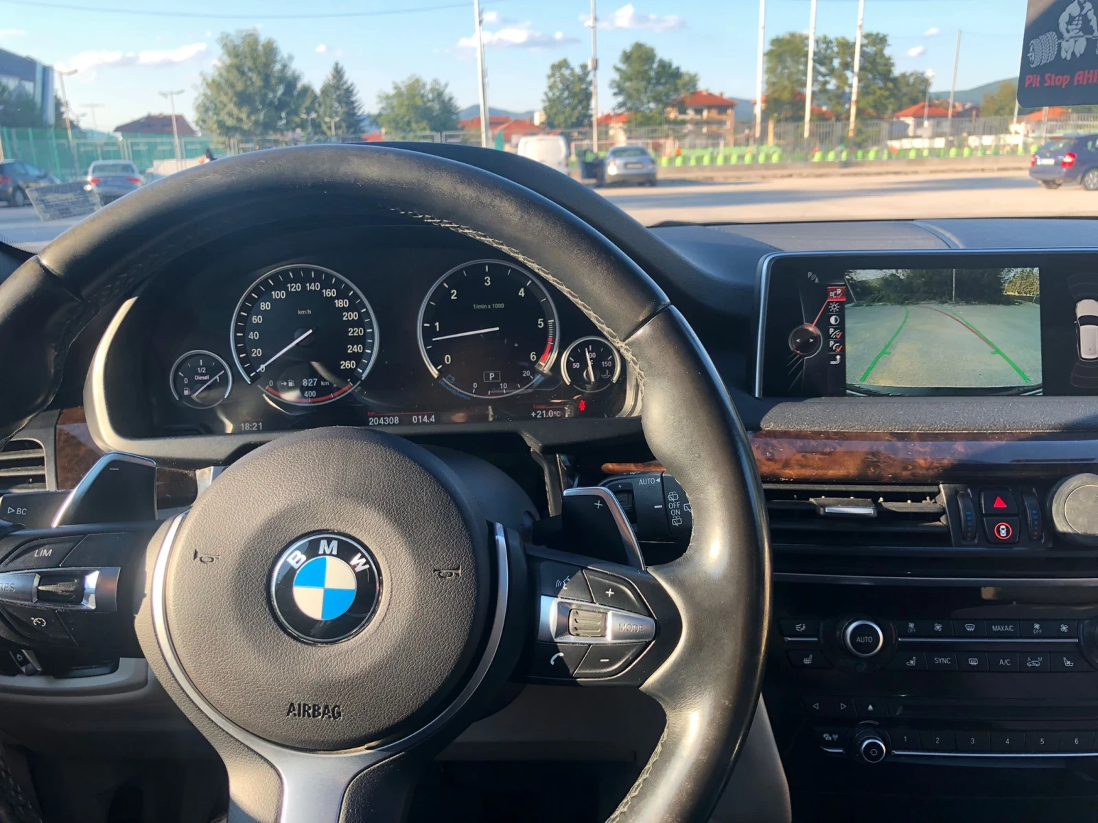 BMW X5 4.0d XDrive/Панорама/Всички екстри/6+ 1 места, снимка 6 - Автомобили и джипове - 55177165