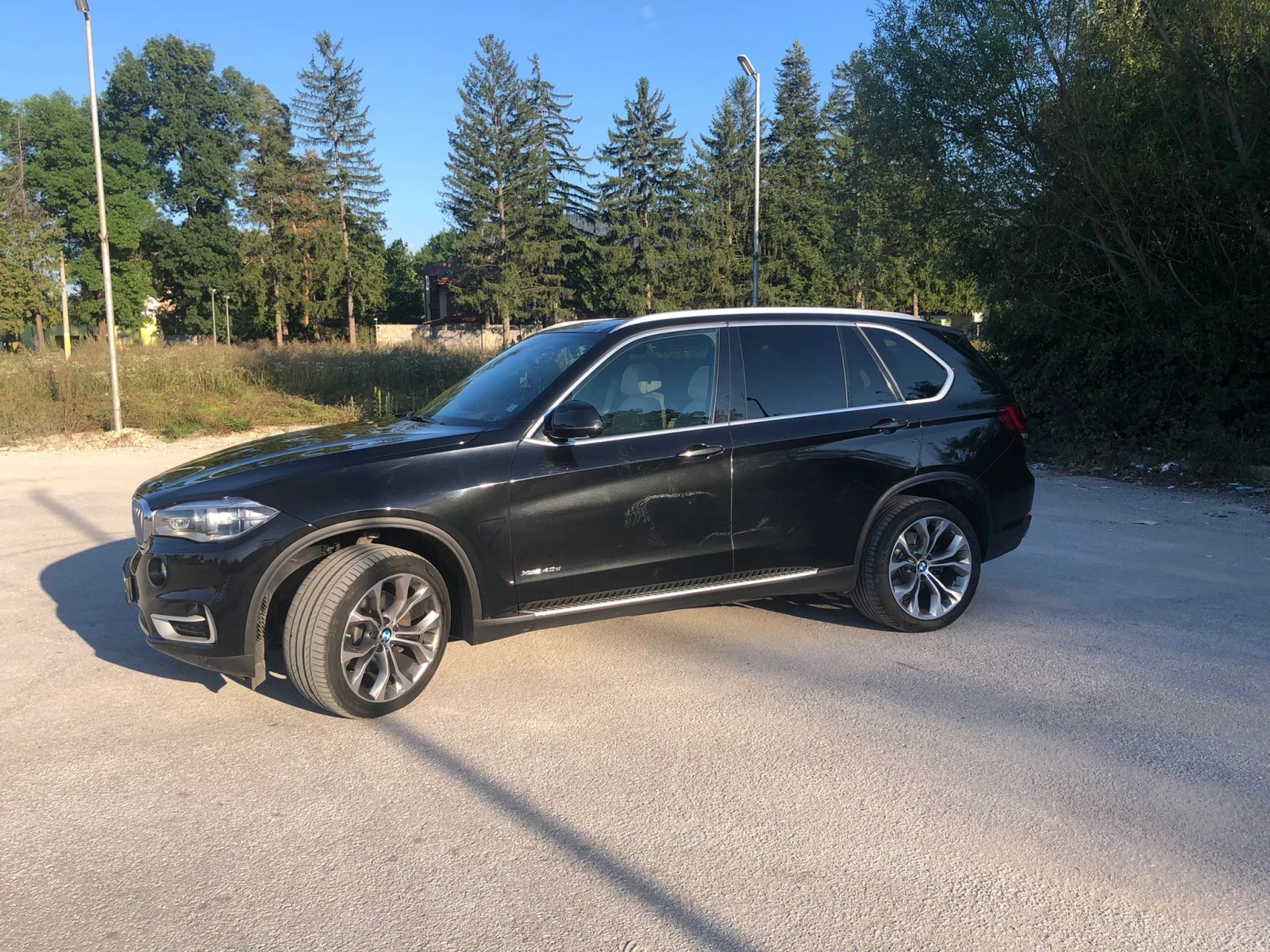 BMW X5 4.0d XDrive/Панорама/Всички екстри/6+ 1 места, снимка 17 - Автомобили и джипове - 55177165