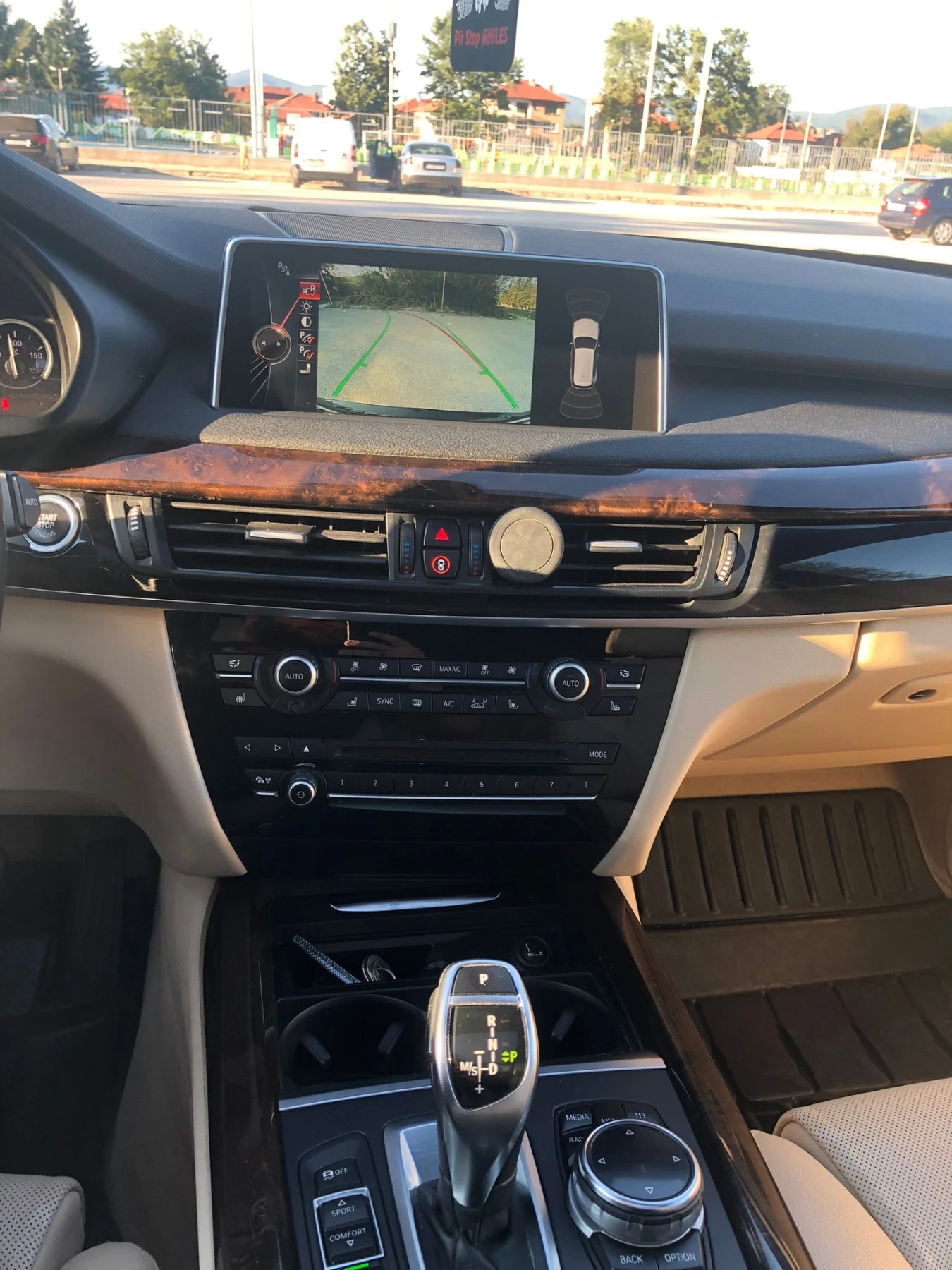 BMW X5 4.0d XDrive/Панорама/Всички екстри/6+ 1 места, снимка 7 - Автомобили и джипове - 55177165