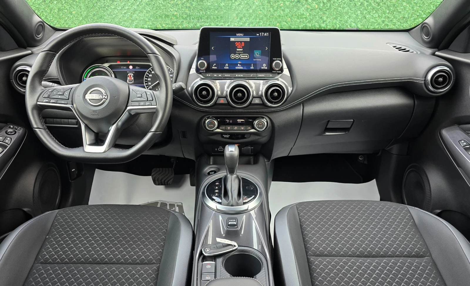 Nissan Juke 1.6i* 143кс* HYBRID* 2000км* , снимка 12 - Автомобили и джипове - 55393421