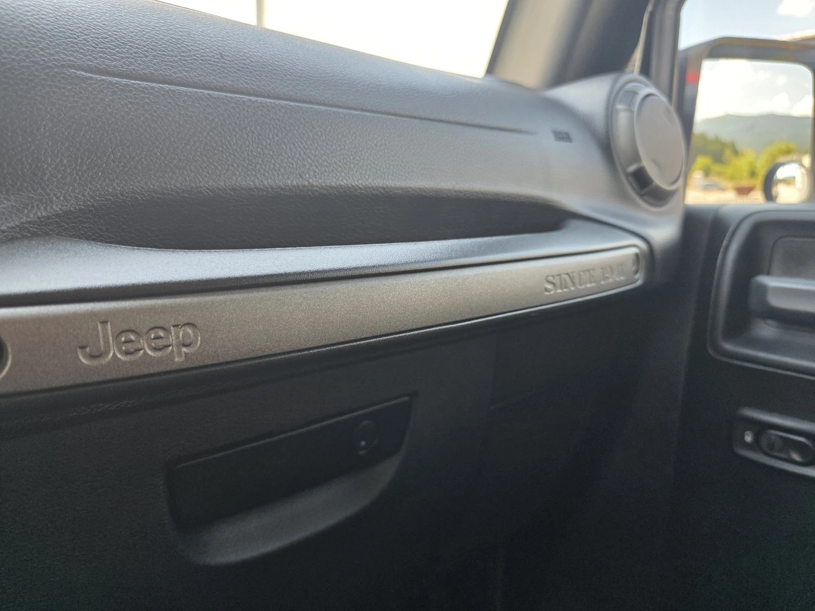 Jeep Wrangler 3.6L UNLIMITED SAHARA , снимка 15 - Автомобили и джипове - 55594490