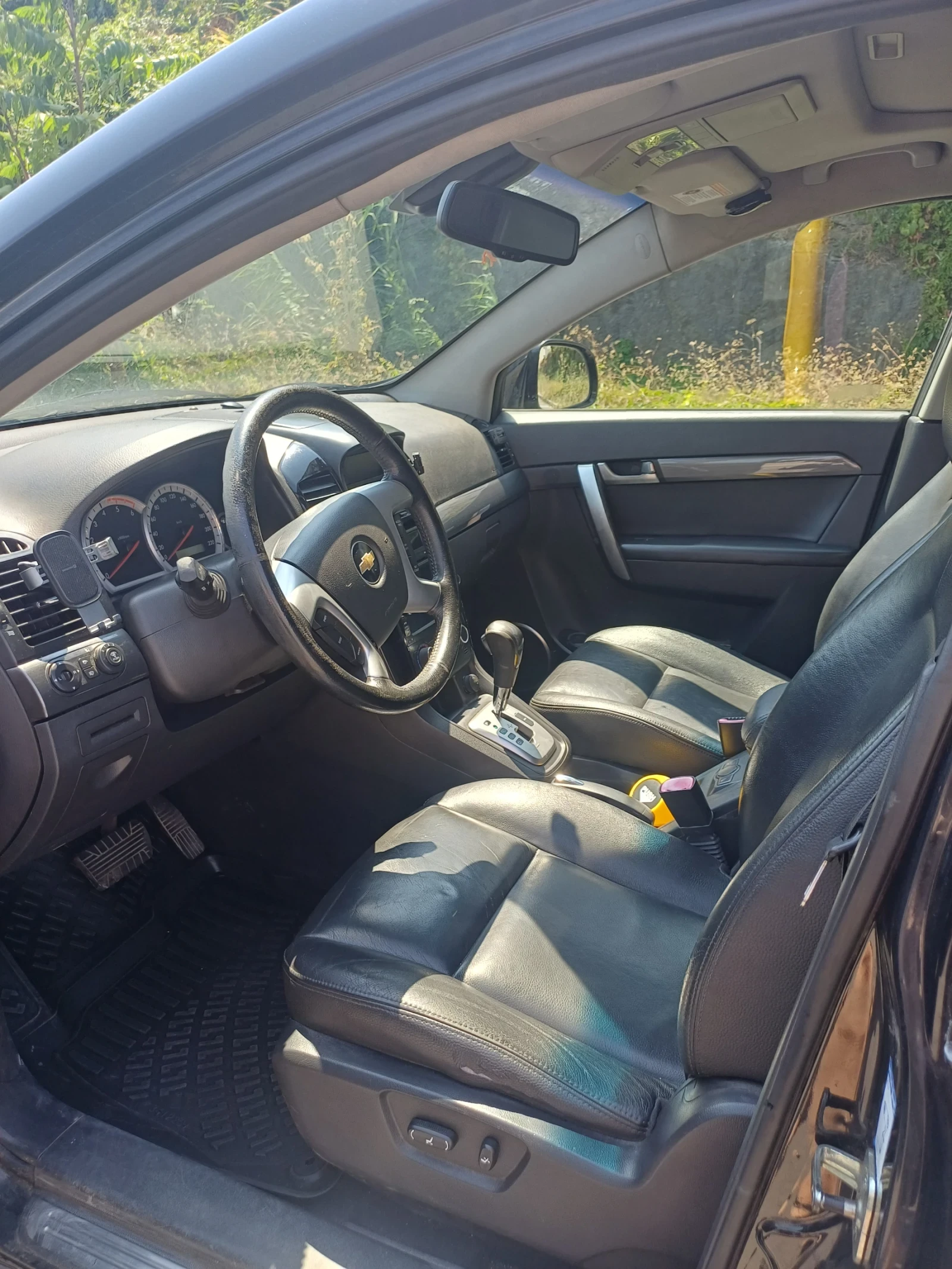 Chevrolet Captiva, снимка 5 - Автомобили и джипове - 55606587