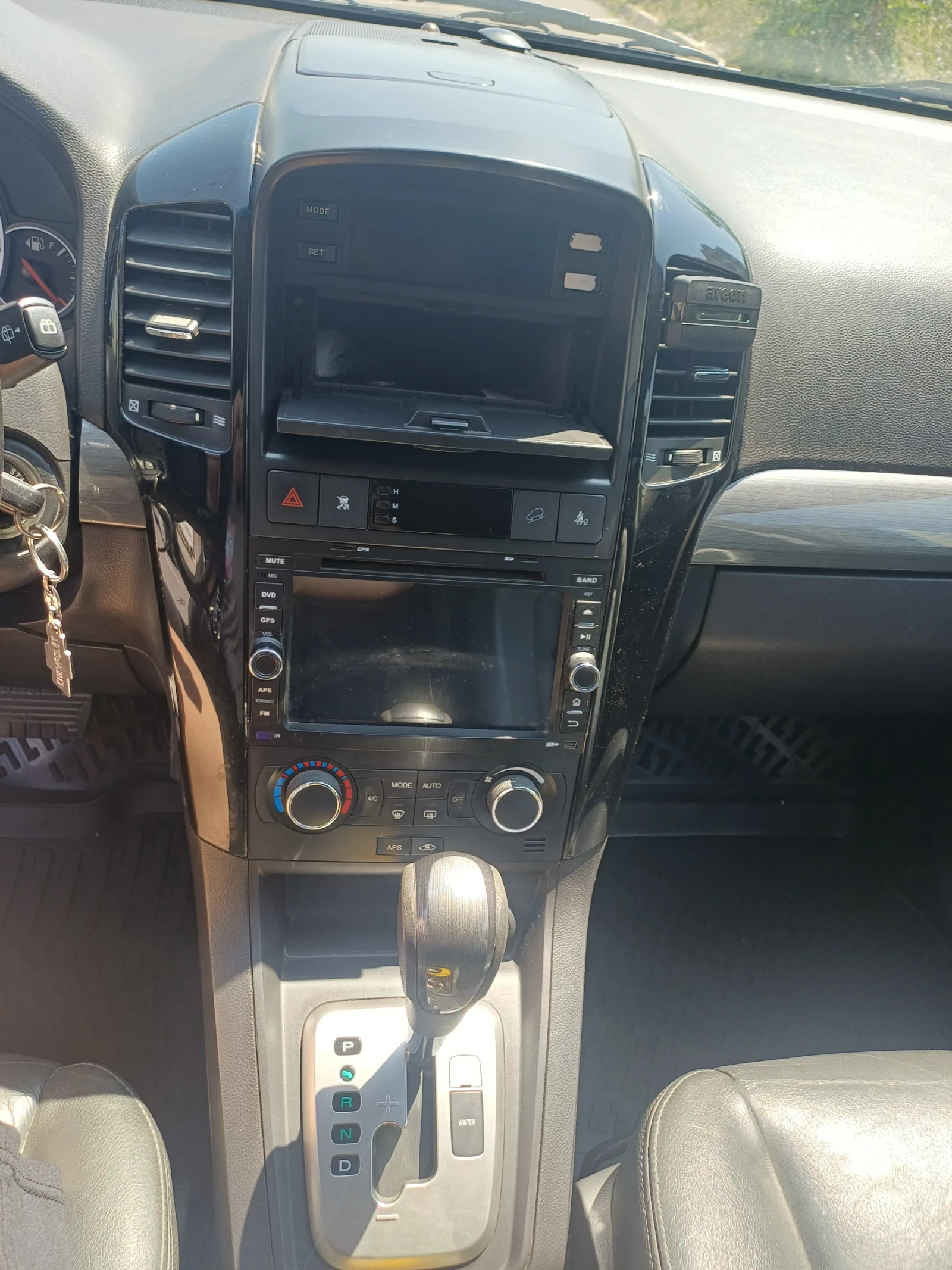 Chevrolet Captiva, снимка 3 - Автомобили и джипове - 55606587