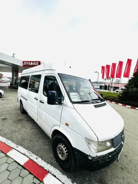 Mercedes-Benz 210  - изображение 1