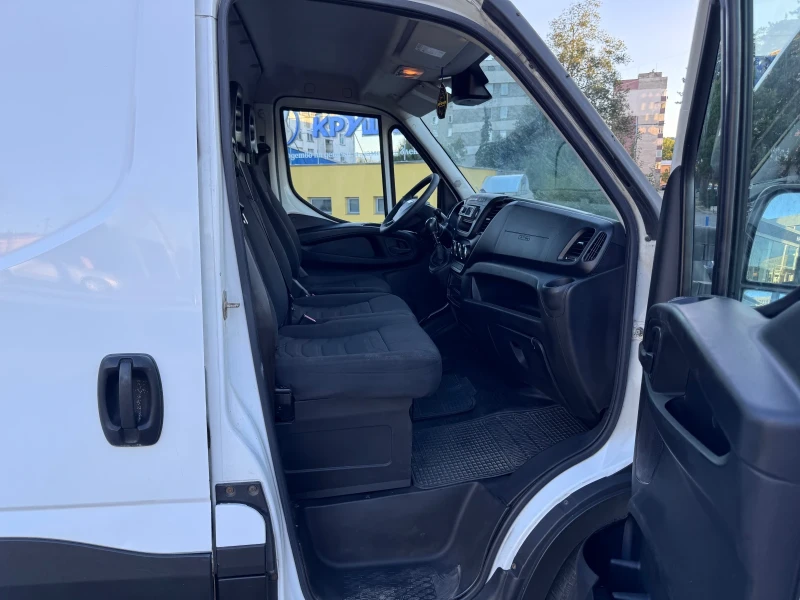 Iveco Daily 3.0/150кс, снимка 12 - Бусове и автобуси - 51789707