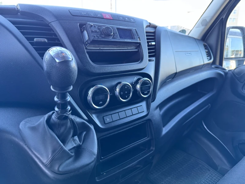 Iveco Daily 3.0/150кс, снимка 11 - Бусове и автобуси - 51789707