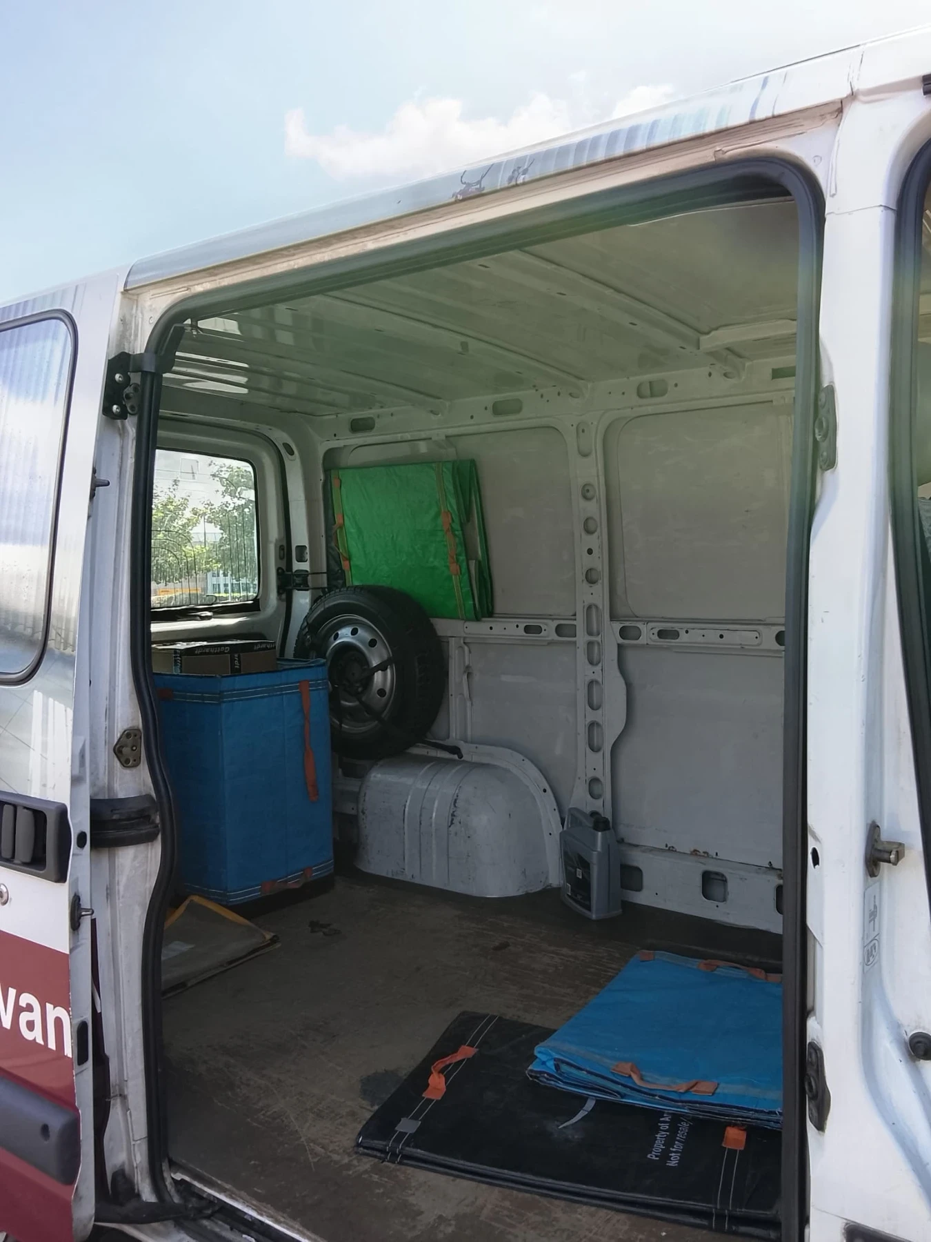 Renault Master 1.9 disel, снимка 3 - Бусове и автобуси - 55392011