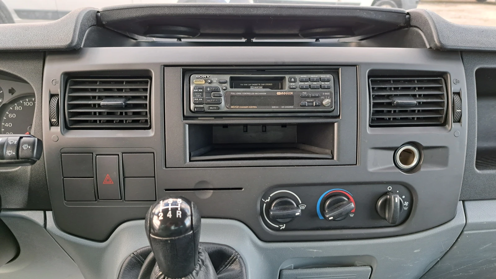 Ford Transit 105000км!!!2.2TDCI, снимка 13 - Бусове и автобуси - 56204571