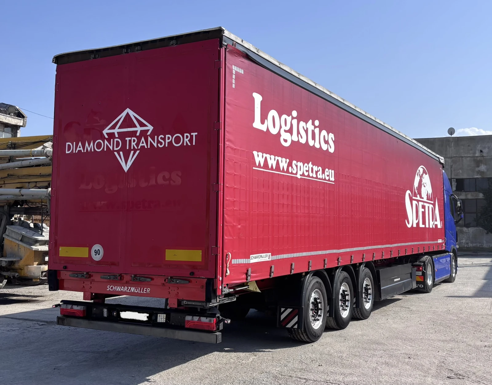 Полуремарке Schwarzmuller ПОВДИГАЩ ТАВАН, НОВ ВНОС, ТАРА 6040кг.