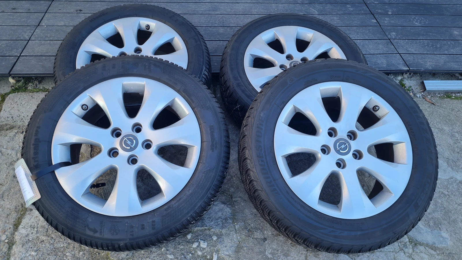 ���� � ������ 225/55R17 �� Opel Astra | Mobile.bg � ����������� 1