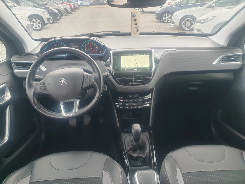 Peugeot 2008 1.2 13000km., снимка 6 - Автомобили и джипове - 46355861