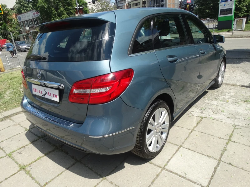 Mercedes-Benz B 180 1.6 I AUTOMAT, снимка 6 - Автомобили и джипове - 46835564