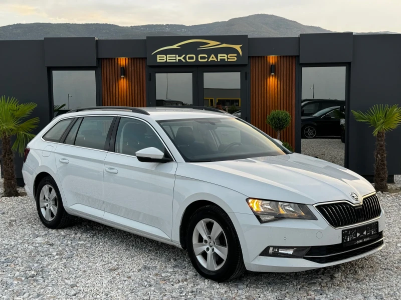 Skoda Superb Безупречна!, снимка 2 - Автомобили и джипове - 47455641