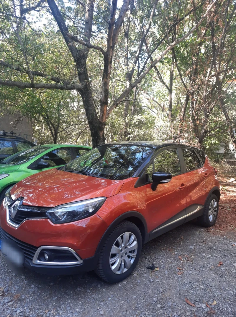 Renault Captur, снимка 3 - Автомобили и джипове - 48452379