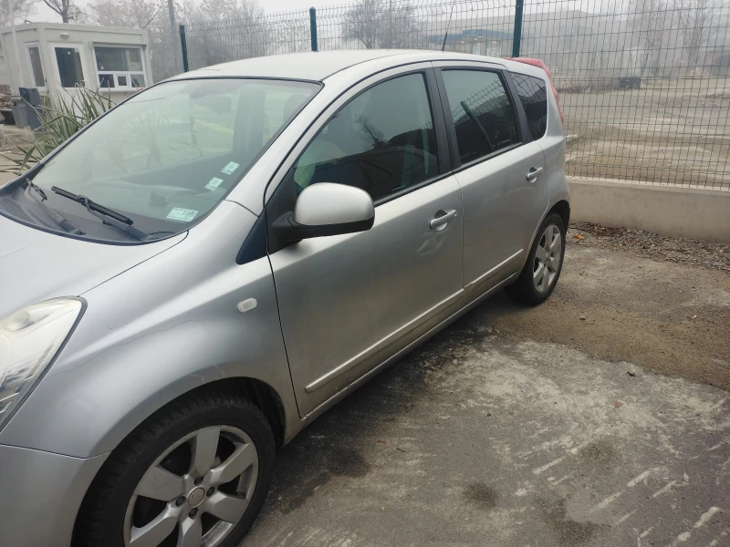 Nissan Note, снимка 5 - Автомобили и джипове - 48521862