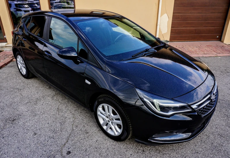 Opel Astra 1.6CDTI INNOVATION, снимка 2 - Автомобили и джипове - 51141942