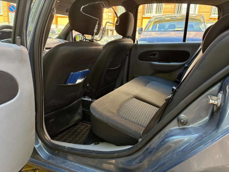 Renault Symbol, снимка 6 - Автомобили и джипове - 51330334