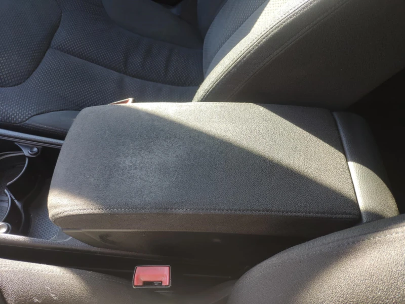 VW Passat 2.0TDI, снимка 8 - Автомобили и джипове - 52110140