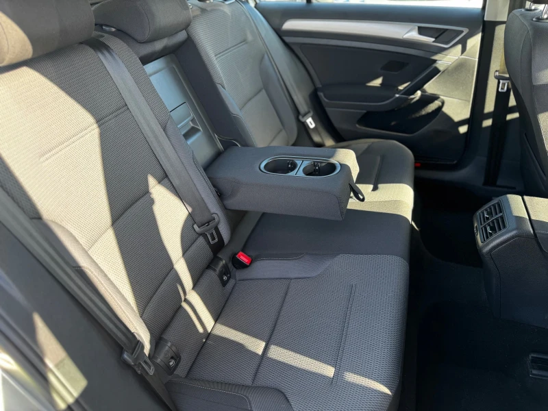 VW Golf 1.6TDI/110kc/DSG-7/Navi/Euro 6, снимка 14 - Автомобили и джипове - 52263623