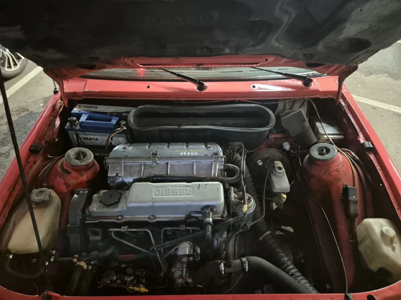 Ford Escort 1.6D, снимка 7 - Автомобили и джипове - 52593782