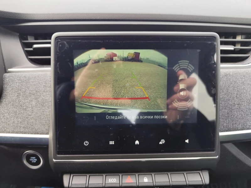 Renault Zoe, снимка 10 - Автомобили и джипове - 53413111