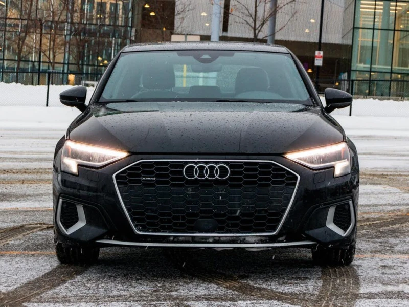 Audi A3 Quattro Komfort* AWD* АвтоКредит* (ЦЕНА ДО БГ), снимка 2 - Автомобили и джипове - 53458636