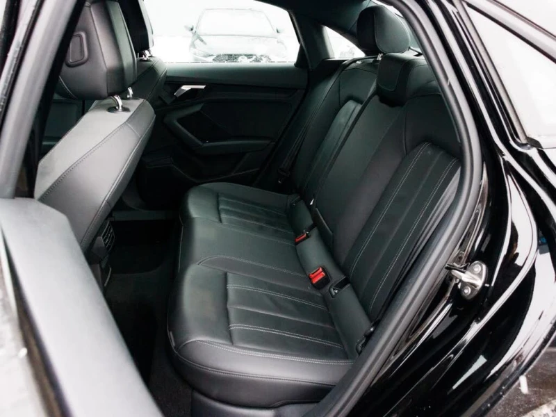 Audi A3 Quattro Komfort* AWD* АвтоКредит* (ЦЕНА ДО БГ), снимка 17 - Автомобили и джипове - 53458636