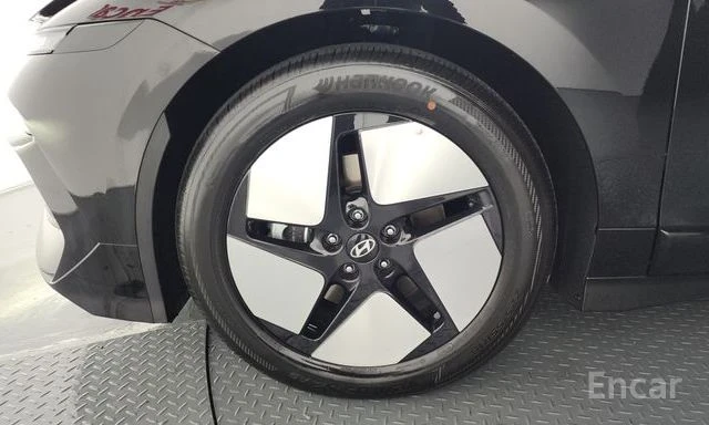Hyundai Ioniq 6 Long Range AWDE-Lite | ЗАДНА КАМЕРА | KEYLESS | , снимка 5 - Автомобили и джипове - 54399822